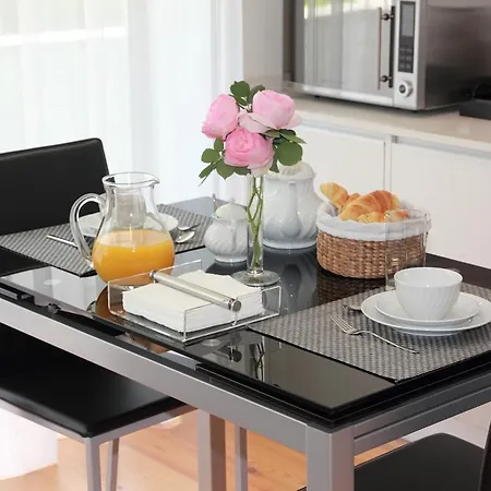 Loftabroad Studios Apartment